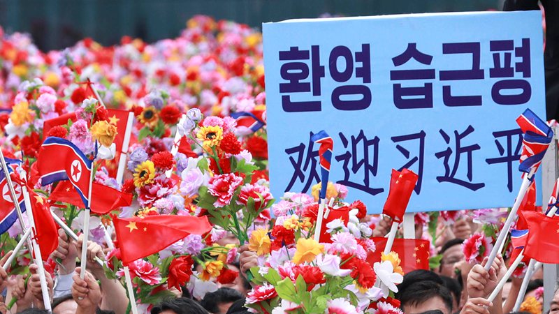 習(xí)近平總書記歷史性訪朝 歡迎場面超震撼！