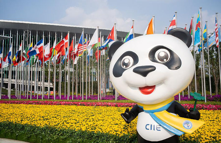 新華時(shí)評(píng)：再推&ldquo;五大開放舉措&rdquo;，中國(guó)宣示了什么？